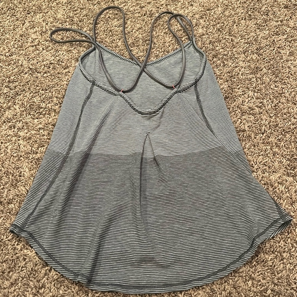 Lululemon tank top
